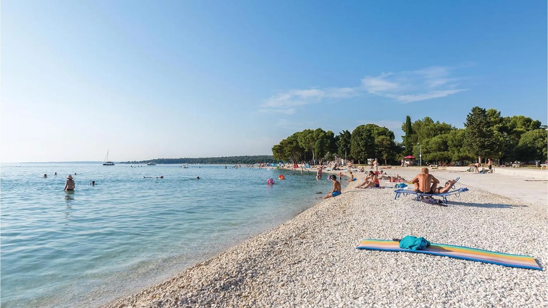Vikendica 3 Bedroom Nice Home In Orbanici Croatia